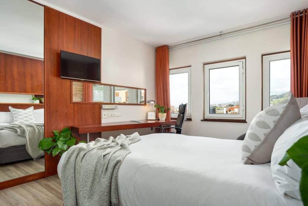 Central Modern City Escape Apartment! Cape Town Eksteriør bilde