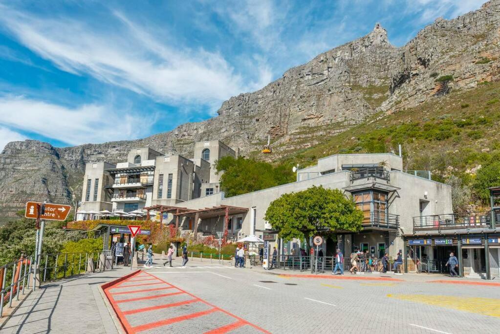 Central Modern City Escape Apartment! Cape Town Eksteriør bilde